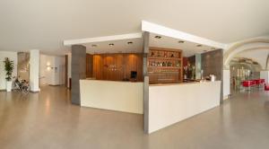 Vstupní hala nebo recepce v ubytování Hotel RH Portocristo & Wellness