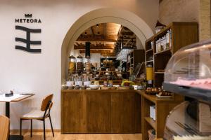 Nápoje v ubytovaní Tsikeli Boutique Hotel Meteora - Adults Friendly