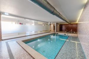 Бассейн в Mar da Luz Resort или поблизости