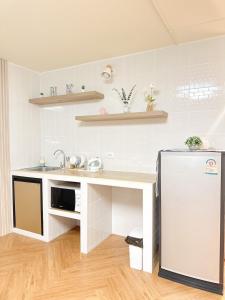 Kuchyň nebo kuchyňský kout v ubytování NK hostel
