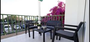 Fotografie z fotogalerie ubytování Stunning Refurbished 1 bedroom apartment v destinaci Puerto del Carmen