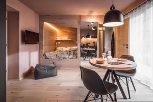 Posezení v ubytování Rousa little guesthouse Cosy Plus