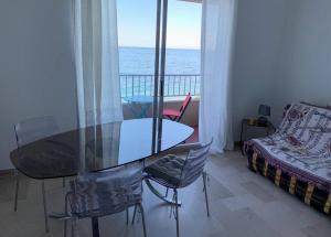 Nespecifikovaný výhled na moře nebo výhled na moře při pohledu z apartmánu