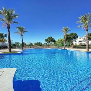 Bazén v ubytování Casa Dorada Townhouse La Torre Golf nebo v jeho okolí
