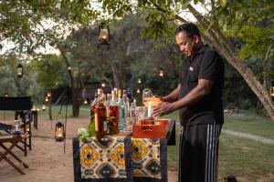 Minuman di Leopard Trails Wilpattu