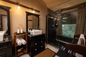 Bilik mandi di Leopard Trails Wilpattu