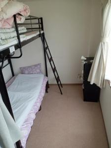 札幌ゲストハウス成屋にある二段ベッド