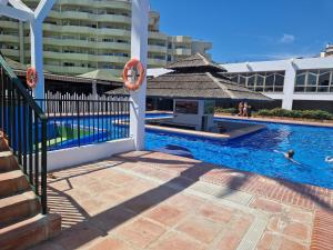 Bazén v ubytovaní Benal Beach Sun alebo v jeho blízkosti