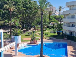 Bazén v ubytovaní Benal Beach Sun alebo v jeho blízkosti