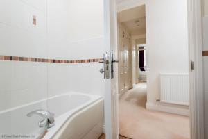 Ảnh trong thư viện ảnh của Cosy Treat af Forest Chapel Holidays Ltd ở Cinderford +15 ảnh