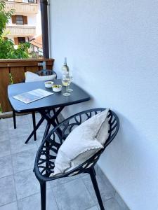 Posezení v ubytování Das Bergquartier - Ferienwohnung Rabenkopf