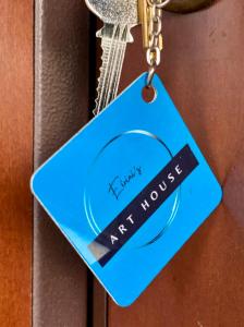 Fotografie z fotogalerie ubytování Eirini's ART HOUSE v destinaci Yerakiní