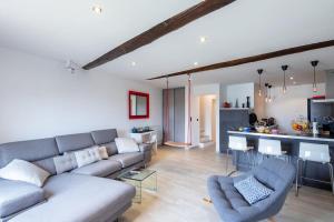 Galeriebild der Unterkunft Maison provençale style archi 100 M² clim parking in Éguilles