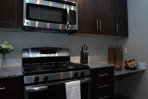 Beautiful TownHome With Garage in Las Vegas