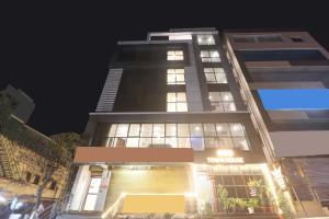 Το κτήριο όπου στεγάζεται  το ξενοδοχείο +36 φωτογραφίες