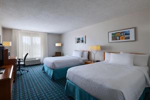 Postel nebo postele na pokoji v ubytování Fairfield Inn and Suites by Marriott McAllen