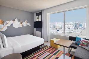 Coin salon dans l'établissement Aloft Muscat