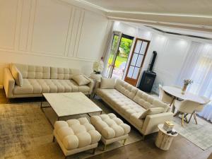 Photo de la galerie de l'établissement Superbe maison avec jardin, à Ris-Orangis