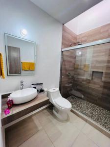 Ένα μπάνιο στο Sexy Casa 12 Alberca Templada Playa