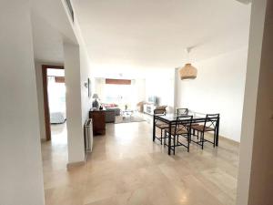 Fotografie z fotogalerie ubytování Ático Dúplex en Guadalmina v destinaci Marbella