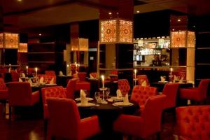 ห้องอาหารหรือที่รับประทานอาหารของ Asilah Marina Golf A3