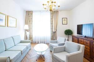 TV a/nebo společenská místnost v ubytování Melissa apartments