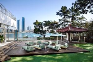 Bazén v ubytování The Westin Josun Busan nebo v jeho okolí
