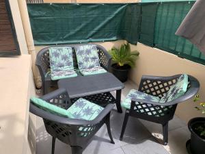 Część wypoczynkowa w obiekcie Grand studio très agréable avec bar, cuisine et terrasse