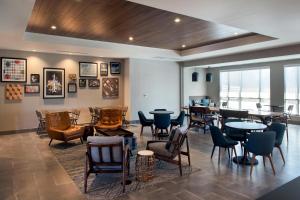 Four Points by Sheraton Albany的休息区