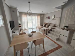 Zdjęcie z galerii obiektu Jolie maison à Cabopino Marbella w Marbelli