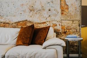 Albert Hotel Daylesford的休息区