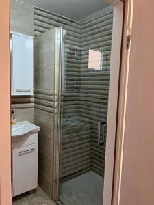 Kúpeľňa v ubytovaní OPG - ZM APARTMANI MARTINOVIĆ