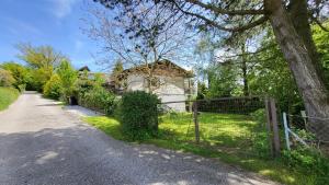 Vonkajšia záhrada v ubytovaní Cottage Alpenblick