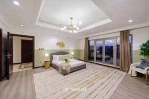 Fotografie z fotogalerie ubytování Manzil - Ultra Luxury 5BR Villa with Pool and Beach Access in Palm Jumeirah v Dubaji