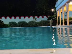 Bassein majutusasutuses Satyam Palace Resort või selle lähedal