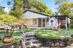 Κήπος έξω από το Stylish Home in Fig Tree Pocket near Lone Pine