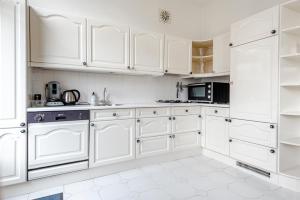 Kuchyň nebo kuchyňský kout v ubytování Zandvoort Zenith - Beautiful Apartment