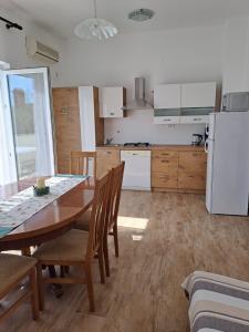 Kuchyň nebo kuchyňský kout v ubytování Apartments Berny