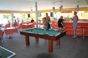 Majutusasutuse Kavos Central külastajad