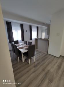 Afbeelding uit fotogalerij van Apartman Anelija in Nevesinje +10 foto's