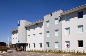 Photo de la galerie de l'établissement ibis budget Clermont Ferrand Nord Riom, à Riom