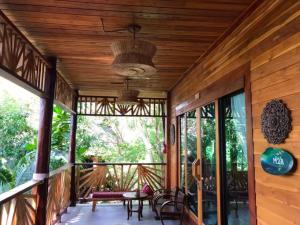 Uma varanda ou terraço em Viking Nature Resort