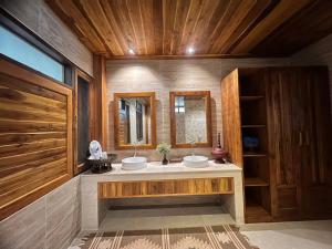 Foto da galeria de Viking Nature Resort em Phi Phi Don