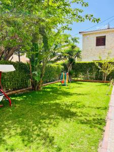 Κήπος έξω από το Amoon village North coast قرية امون السياحية الساحل الشمالي
