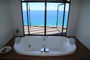 Kamar mandi di La Vue