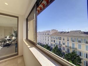 Nestor&Jeeves - BELLE ETOILE - Central - Premium