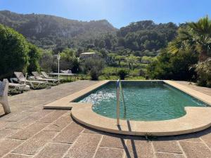 The swimming pool at or close to S'Arracó, el secreto de Andratx