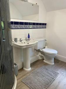 Koupelna v ubytování Character home near Lyme Regis