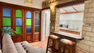Η κουζίνα ή μικρή κουζίνα στο Casa Clásica con Chimenea!