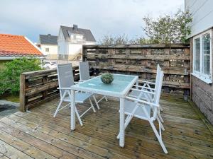 Svalir eða verönd á Holiday home KUNGSHAMN XIV